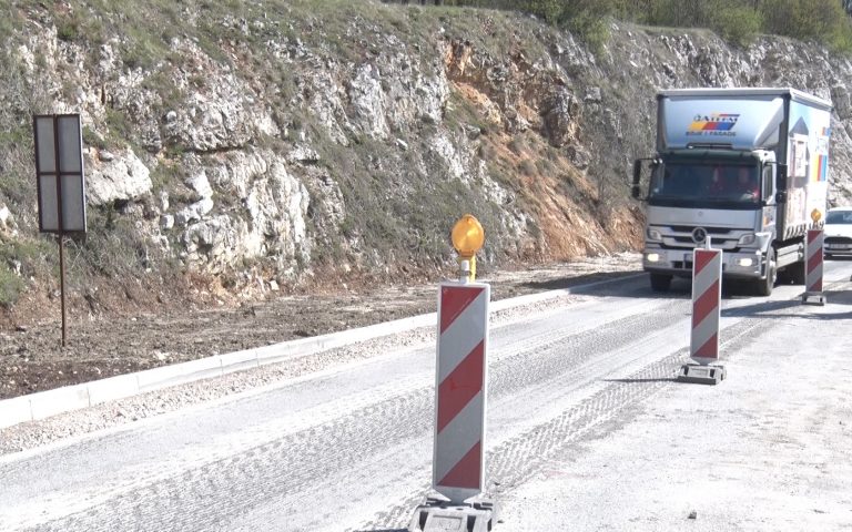 Počeli radovi na rekonstrukciji dela magistralnog puta za Zlatibor Počeli radovi na rekonstrukciji dela magistralnog puta za Zlatibor - Lokal Info