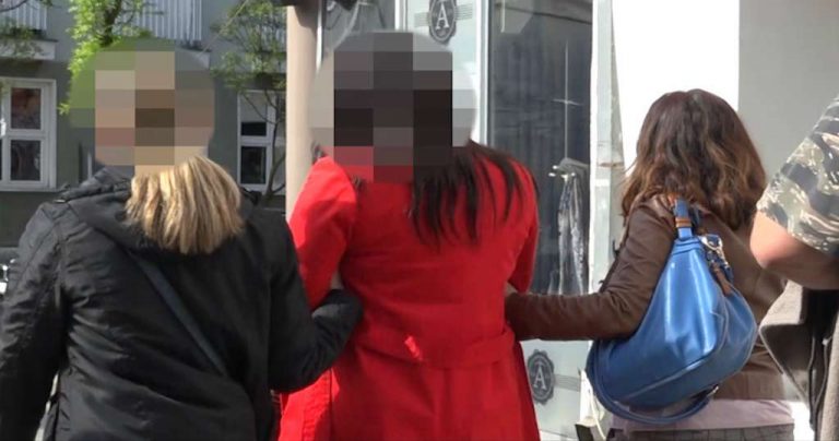 Požeški opštinski funkcioneri uhapšeni zbog zloupotreba službenog položaja Požeški opštinski funkcioneri uhapšeni zbog zloupotreba službenog položaja - Lokal Info
