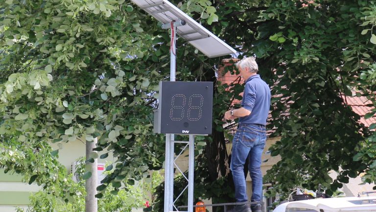 Od sutra sporije pored škole Od sutra sporije pored škole - Lokal Info
