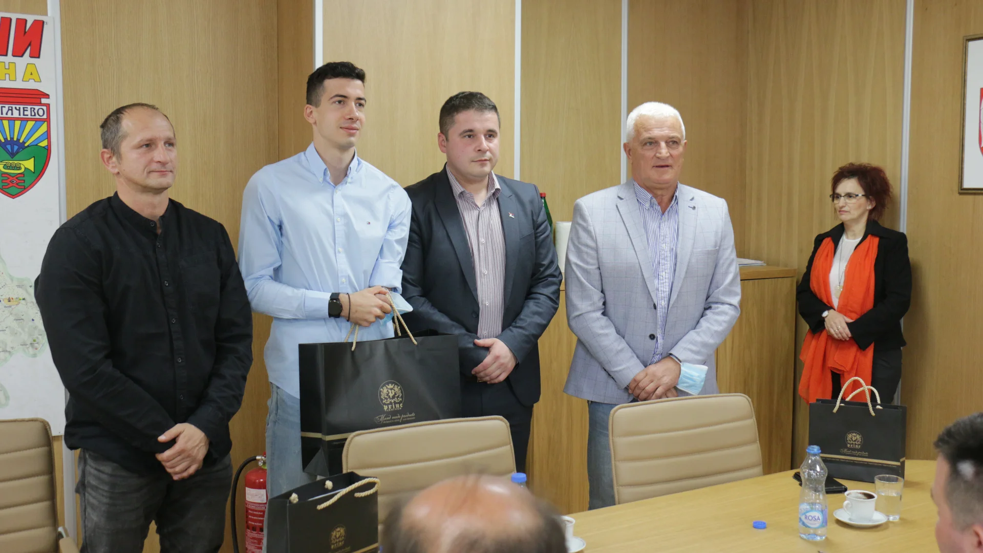 Paraolimpijac Nemanja Matijašević na prijemu kod predsednika opštine Lučani - Lokal Info