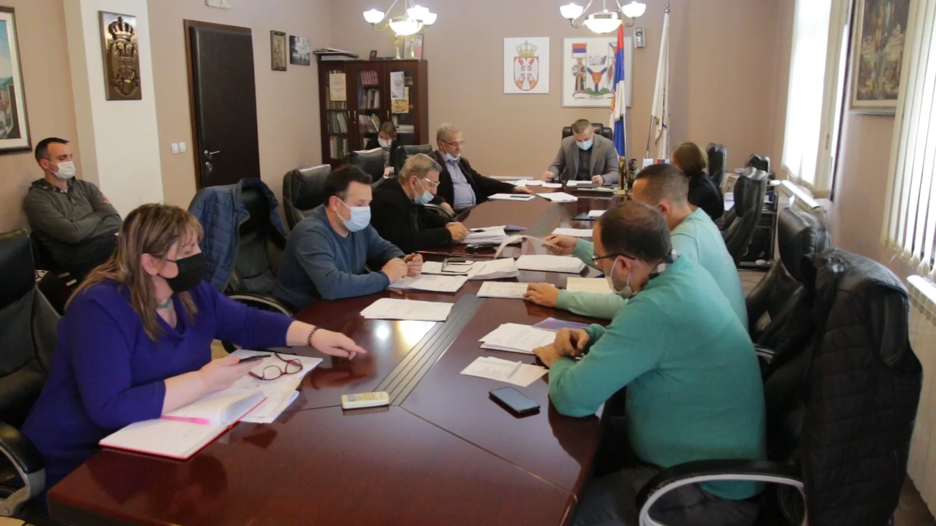 Većnici usvojili izmene budžeta - Lokal Info