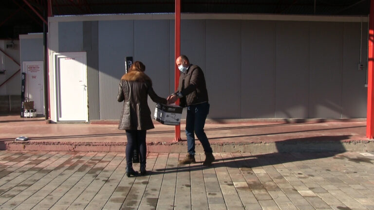 Trimeri za članice Asocijacije malinara Trimeri za članice Asocijacije malinara - Lokal Info