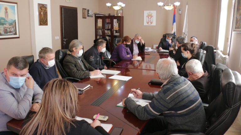 U nevembru u Arilju zaraženo 423 osobe od čega su 21 dete i tri preminula - Lokal Info