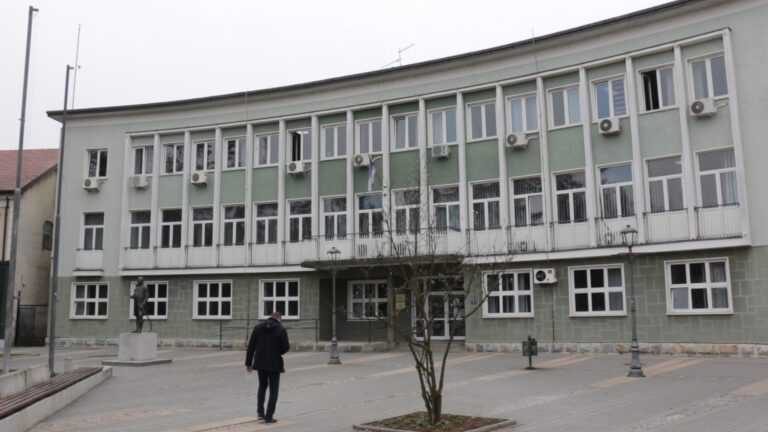 16 miliona za poljoprivredu u opštini Požega 16 miliona za poljoprivredu u opštini Požega - Lokal Info