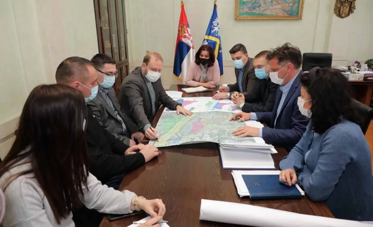 Vlada Republike Srbije ulaže 300 miliona dinara u aerodrom Ponikve - Lokal Info