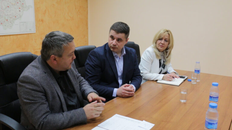 Lučani: Bogićević pohvalio zalaganje lokalne samouprave za razvoj poljoprivrede Lučani: Bogićević pohvalio zalaganje lokalne samouprave za razvoj poljoprivrede - Lokal Info