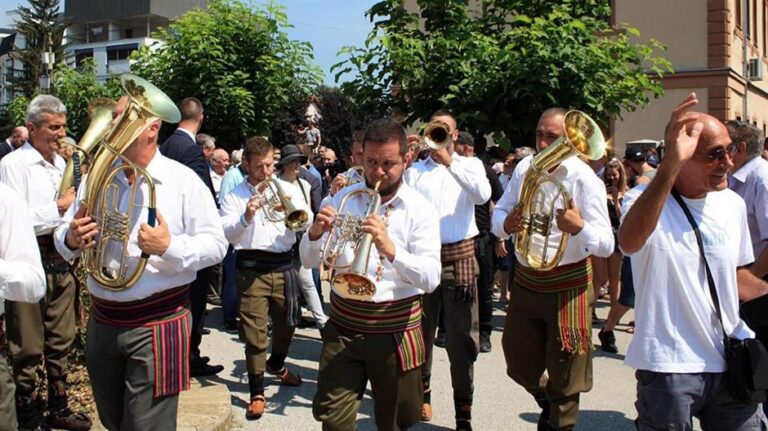ODABRAN STRUČNI ŽIRI SABORA TRUBAČA U GUČI - Lokal Info