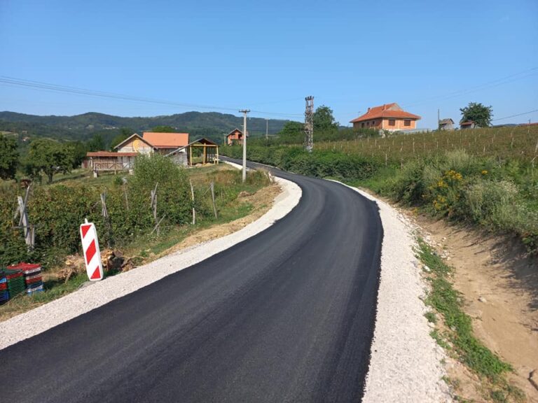 Lučani: Zavrsen putni pravac Dublje-Guberevci-Milatovići Lučani: Zavrsen putni pravac Dublje-Guberevci-Milatovići - Lokal Info