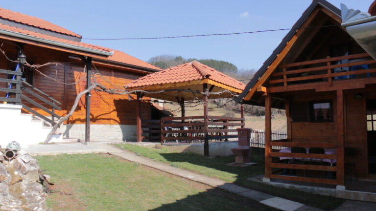 Seoski turizam u Dragačevu sve popularniji kod turista Seoski turizam u Dragačevu sve popularniji kod turista - Lokal Info