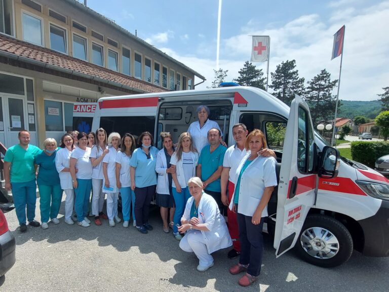 Novo sanitetsko vozilo za Dom zdravlja u Lučanima Novo sanitetsko vozilo za Dom zdravlja u Lučanima - Lokal Info