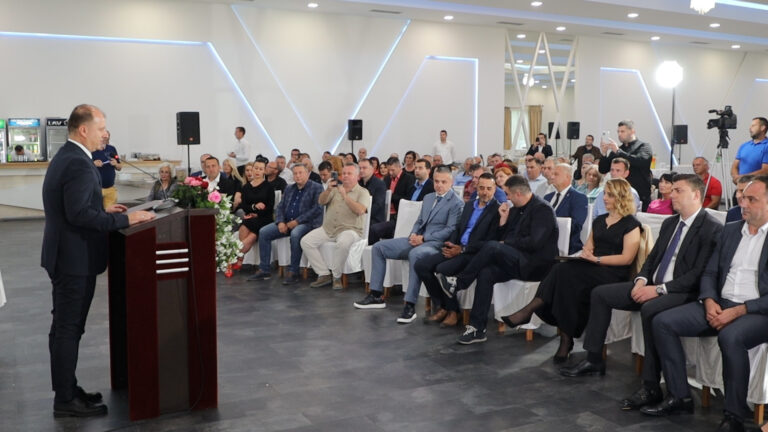 Svečanom sednicom obeležen dan opštine Arilje Svečanom sednicom obeležen dan opštine Arilje - Lokal Info