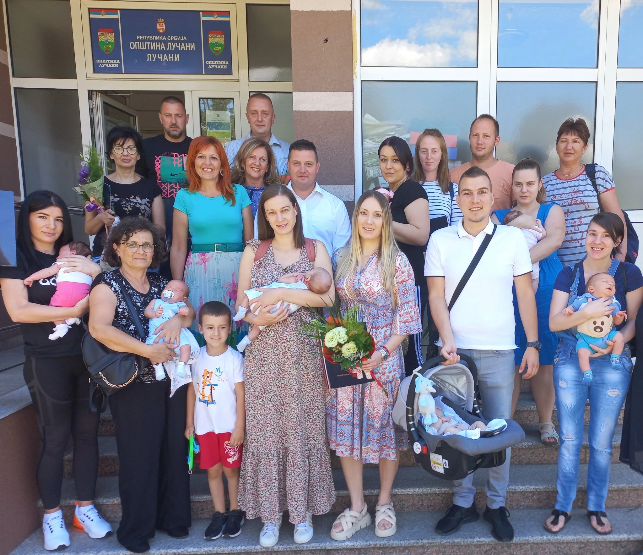 Prijem za bebe u opštini Lučani - Lokal Info