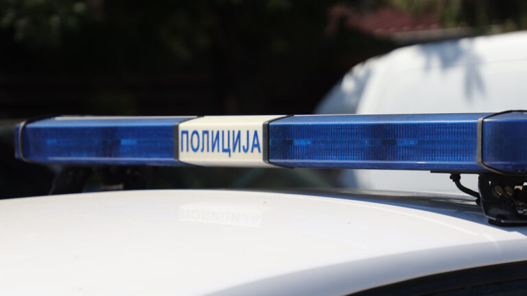 U teškoj saobraćajnoj nesreći poginula jedna osoba U teškoj saobraćajnoj nesreći poginula jedna osoba - Lokal Info