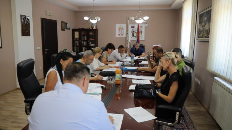Veće usvojilo odluku o raspisivanju Javnog konkursa za sufinansiranje energetske efikasnosti - Lokal Info