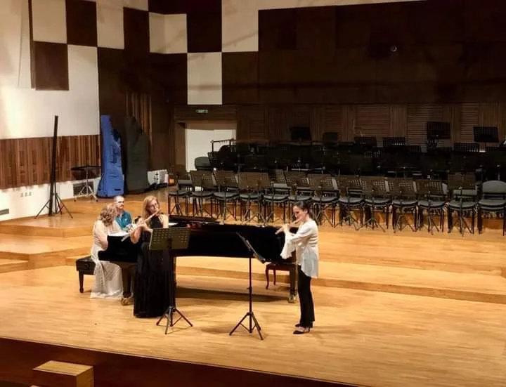 PROFESORICA KLAVIRA NATAŠA PLEĆAŠ NASTUPALA U BEOGRADSKOJ FILHARMONIJI - Lokal Info