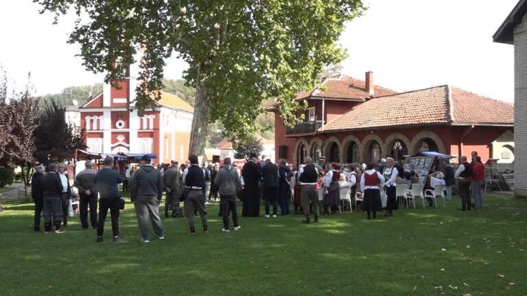 ,,Sviraj trubo, svirala zadugo, za veselje i nizašta drugo“ - Lokal Info