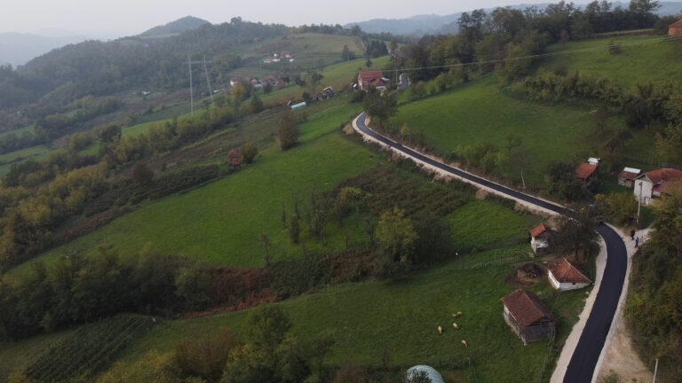 U Viči asfaltirano 1500 metara puta - Lokal Info
