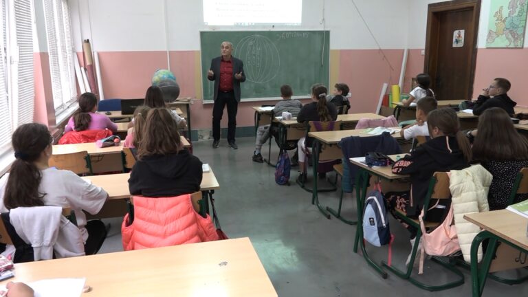 Tokom više od dva veka trajanja i obrazovanja mladih naraštaja  OŠ,, Milan Blagojević “, u Lučanima ostvarila je značajne rezultate - Lokal Info