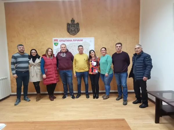 Potpisani ugovori u okviru projekta „Projekat konkurentne poljoprivrede u Srbiji“ - Lokal Info