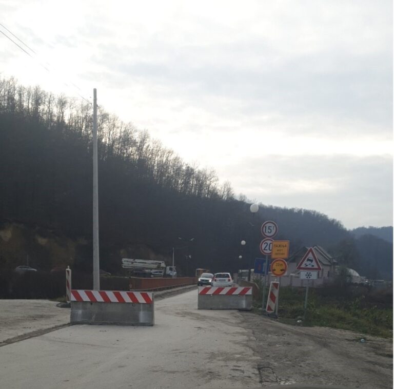 Teretni saobraćaj zabranjen na dva mosta u opštini Lučani - Lokal Info