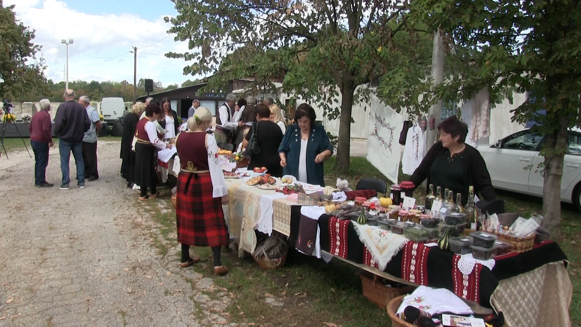 Izvorna pesma i igra, sačuvati vekovnu tradiciju od zaborava – Miholjski susreti sela Požega - Lokal Info