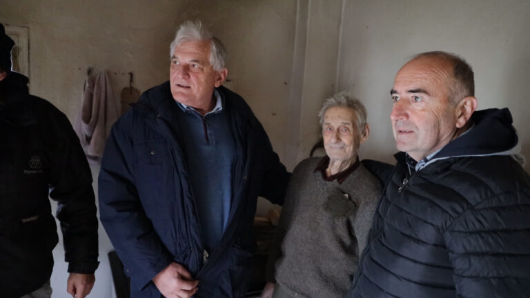 Deda Živan, najstariji Ariljac postao počasni član Udruženja penzionera - Lokal Info