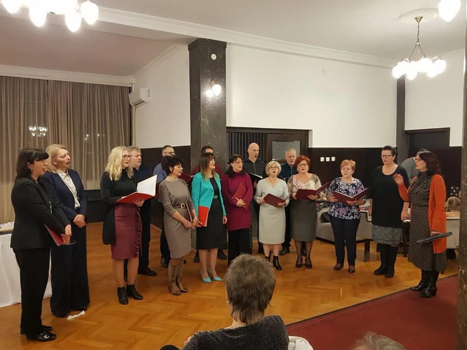 Crkveno-varoški hor „Sveti Sava“ iz Lučana obeležio je slavu hora, Svetog Savu. - Lokal Info