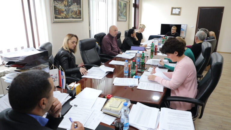 Većnici usvojili prvi rebalans budžeta za 2023. godinu - Lokal Info