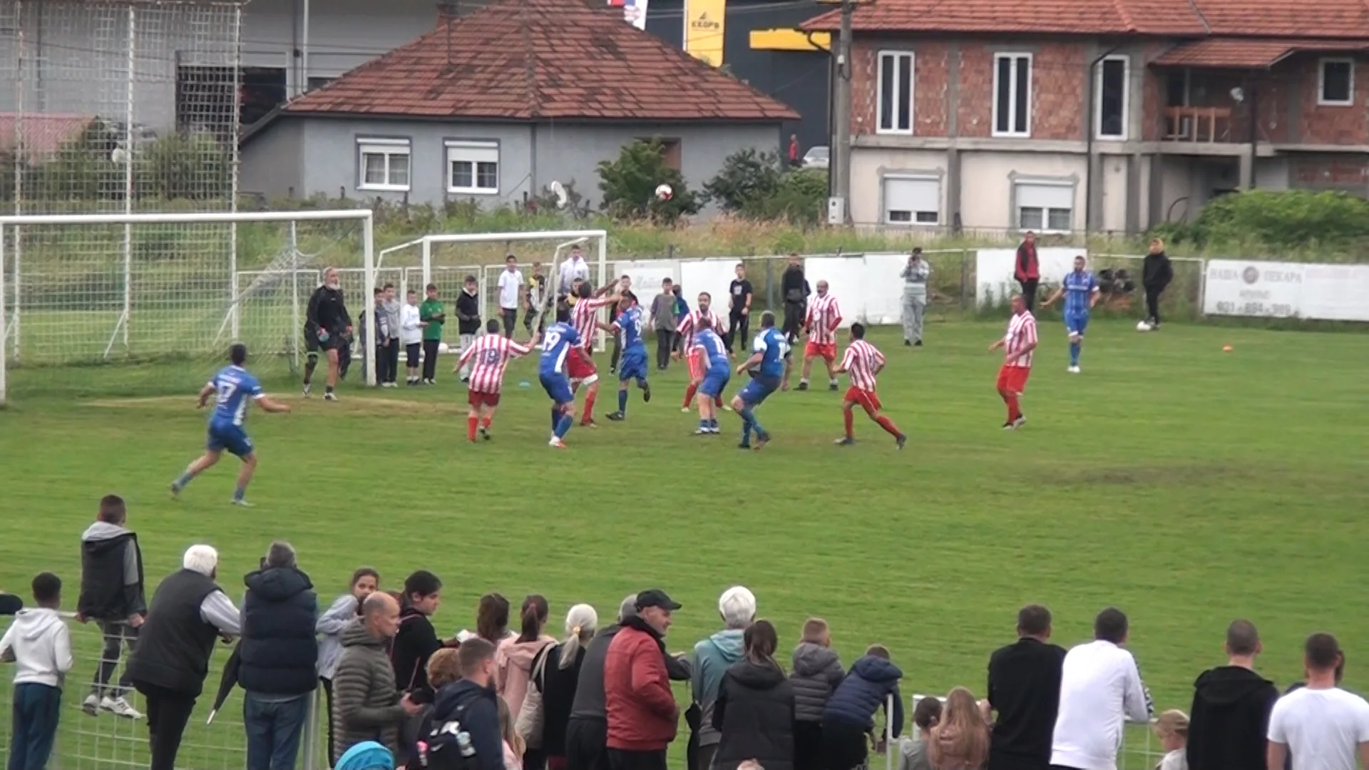 Povodom 103 rodjendana FK Budućnost odigrana utakmica veterana Crvene zvezde i domaćeg tima - Lokal Info