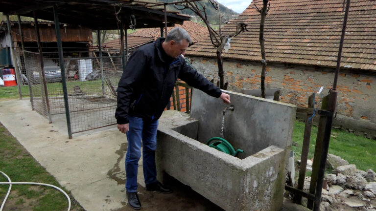 U lučansko selo Lisice stigla rzavska voda - Lokal Info