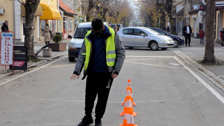 U Arilju održana simulacija štetnosti vožnje u alkoholisanom stanju - Lokal Info