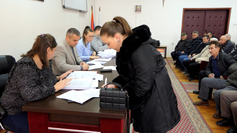 Potpisani ugovori za poljoprivredne subvencije u opštini Arilje - Lokal Info