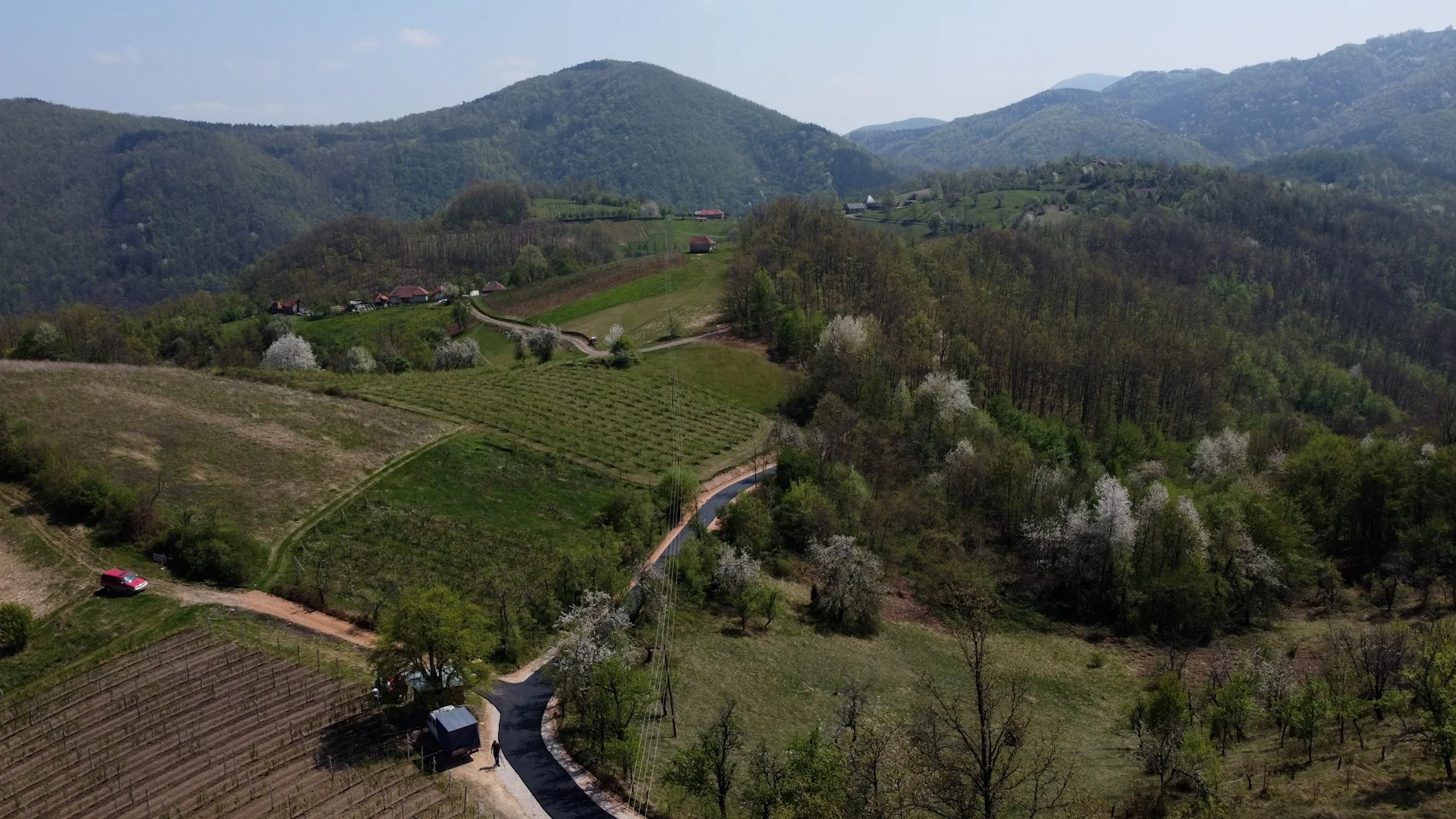 U toku asfaltiranje puta u MZ Grivska - Lokal Info