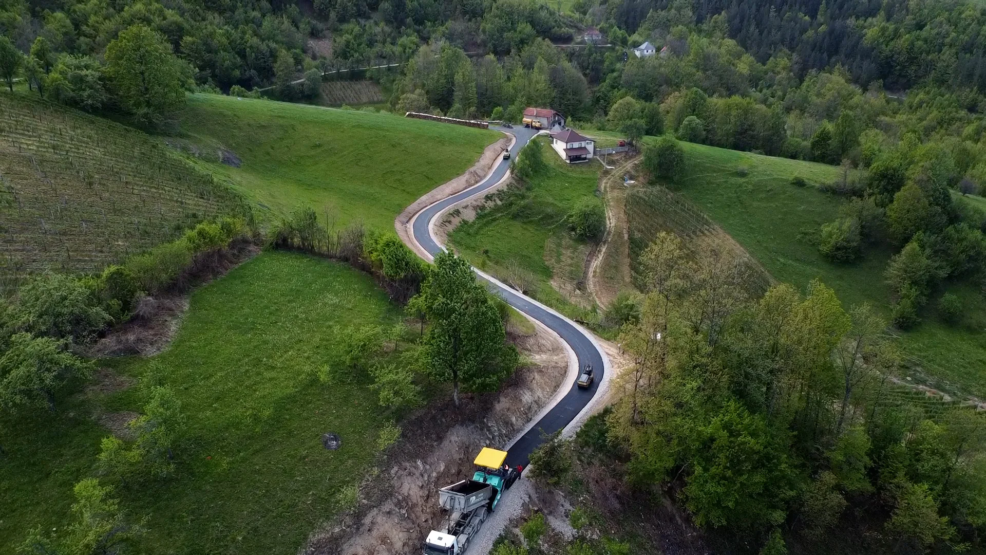 Ove godine 100 000 eura biće uloženo u putnu infrastrukturu sela Radoševo - Lokal Info
