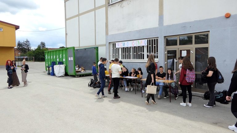 Uspešno sprovedena akcija „Očistimo, usrećimo“ - Lokal Info