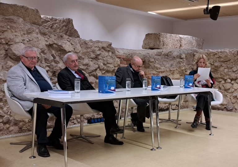 Predstavljena knjiga „Spasovdan“ Dragana Šaponjića u Beogradu Predstavljena knjiga „Spasovdan“ Dragana Šaponjića u Beogradu - Lokal Info