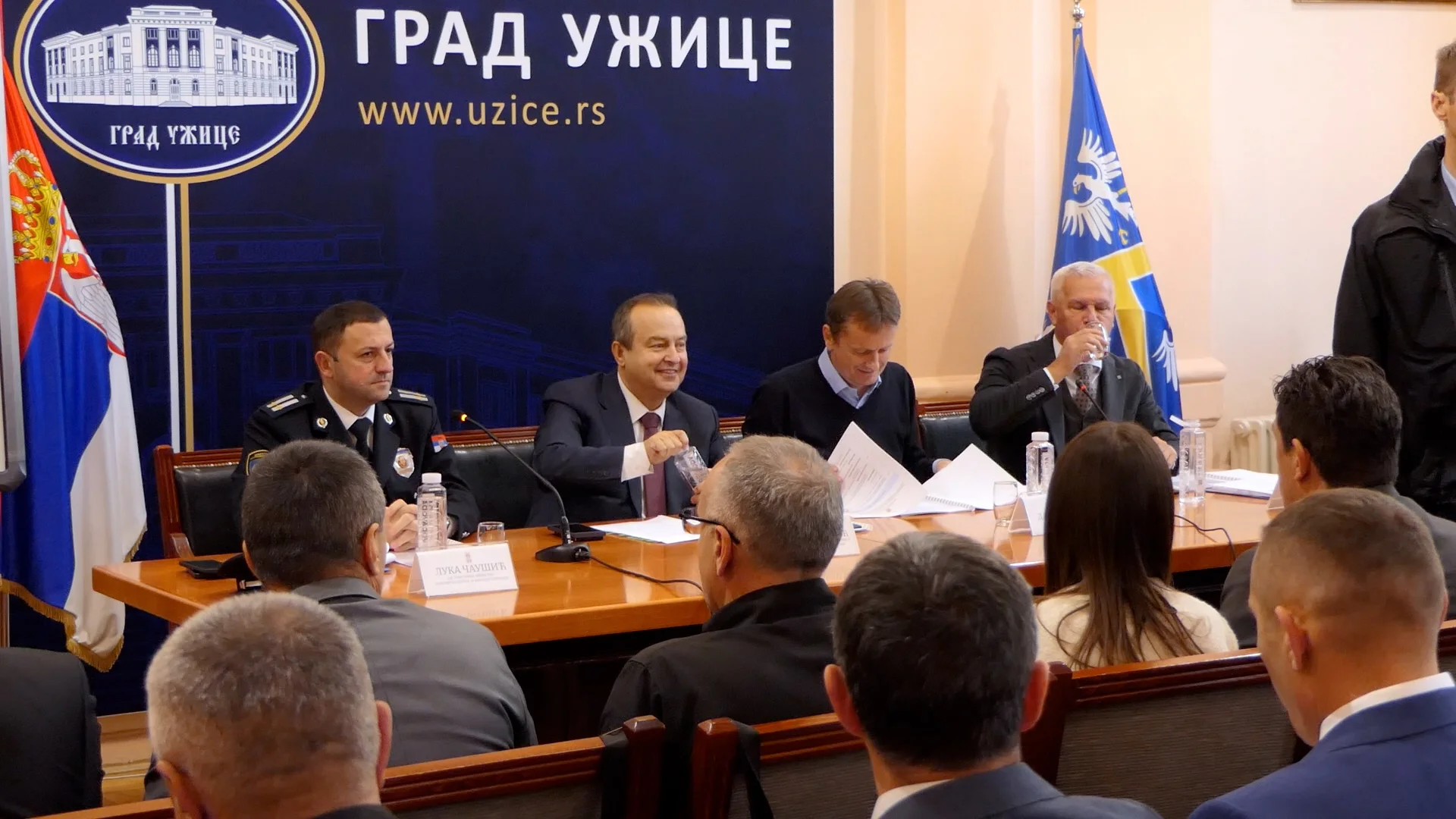 U Užicu održan sastanak Ivice Dačića i načelnika štabova za vanredne situacije Zlatiborskog okruga - Lokal Info
