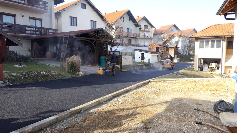 Asfaltirana Nemanjina ulica u naselju Piskavice Asfaltirana Nemanjina ulica u naselju Piskavice - Lokal Info