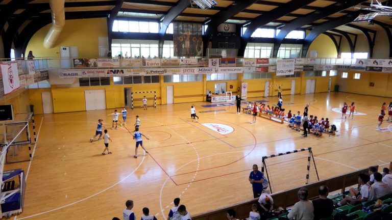 U Arilju održan festival mini rukometa U Arilju održan festival mini rukometa - Lokal Info