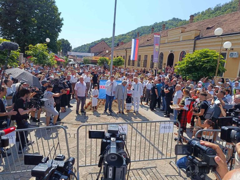 Otvoren 64. Dragačevski sabor trubača u Guči - Lokal Info