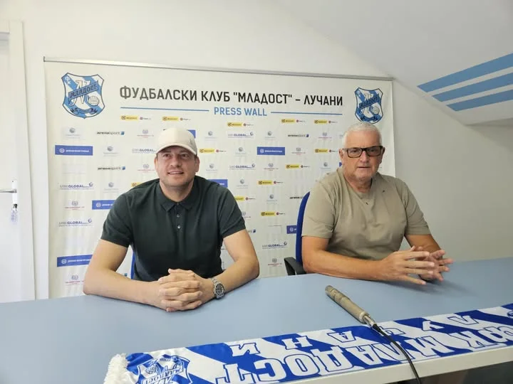 NENAD LALATOVIĆ PONOVO U MLADOSTI - Lokal Info