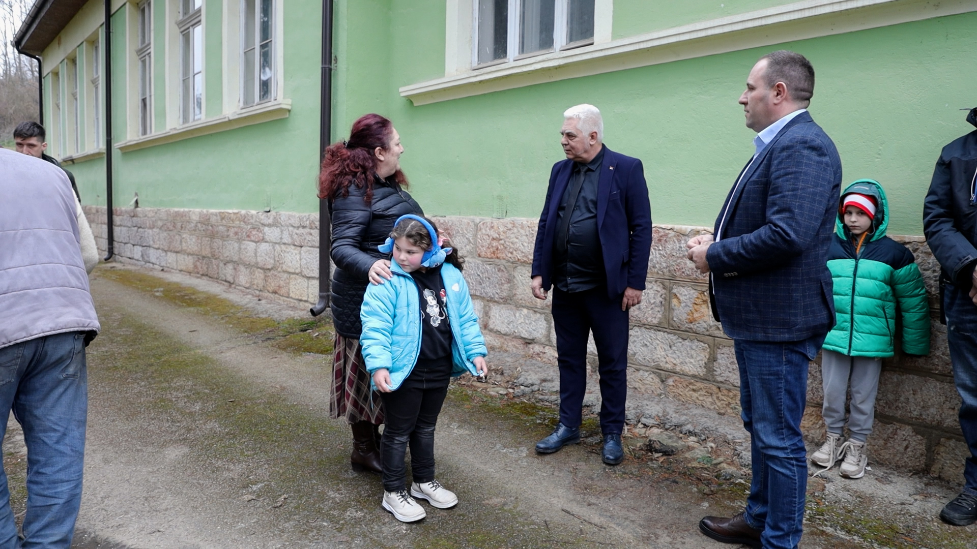 Boris Bratina u Guči: širokopojasni internet i digitalni kutak za meštane - Lokal Info