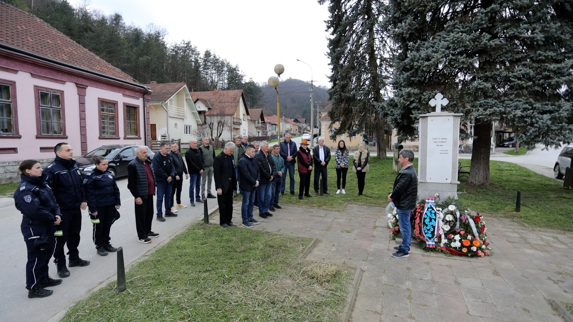 U Guči obeležen Dan sećanja na žrtve NATO bombardovanja - Lokal Info