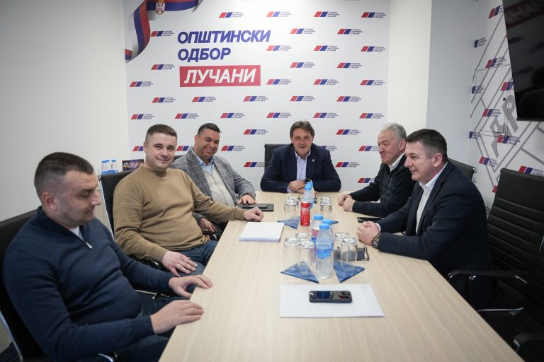 Gašić: Lučani su naša porodica, nastavljamo putem razvoja i investicija Gašić: Lučani su naša porodica, nastavljamo putem razvoja i investicija - Lokal Info