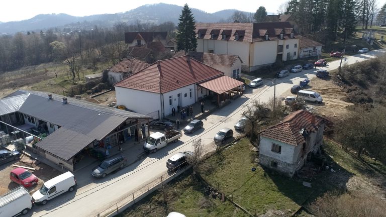 Obnovljen Dom kulture u Markovici: Mesto okupljanja i nova šansa za život sela Obnovljen Dom kulture u Markovici: Mesto okupljanja i nova šansa za život sela - Lokal Info