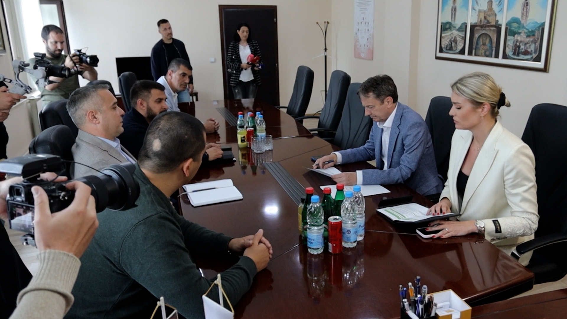 Ministar Darko Glišić u Arilju: Prioriteti rekonstrukcija vrtića i obnova vodovodne mreže - Lokal Info