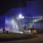 Curenje amonijaka u Guči izazvalo uzbunu: Sedmoro građana zatražilo lekarsku pomoć  Noćni akcident u jednoj hladnjači u Guči uznemirio je meštane. Sedam osoba javilo se u Dom zdravlja, a četvoro je upućeno u bolnicu u Čačku. Nadležne službe brzo su sanirale kvar i poručuju da je situacija pod kontrolom.