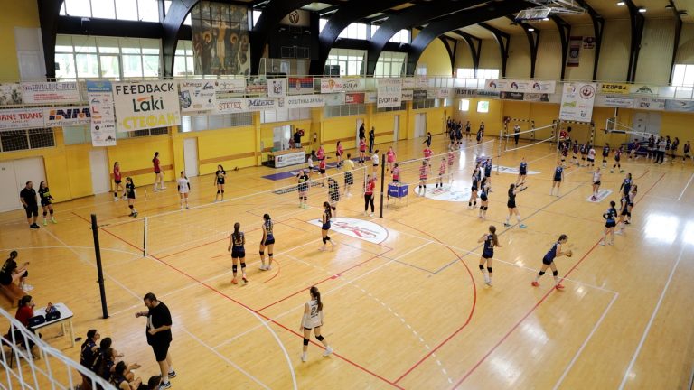 Pionirke odbojke se okupile u Arilju na turniru Zlatiborskog i Moravičkog okruga Pionirke odbojke se okupile u Arilju na turniru Zlatiborskog i Moravičkog okruga - Lokal Info