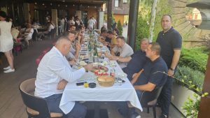 Privrednici iz opštine Lučani na zajedničkom okupljanju tokom Sabora u Guči