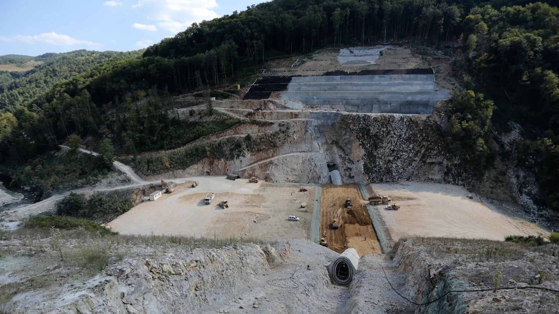 Brana Svračkovo na reci Rzav u izgradnji